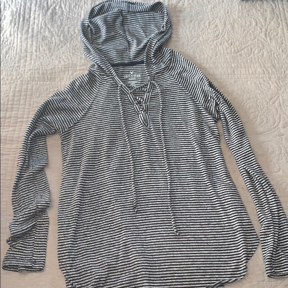 American Eagle plush long sleeved shirt